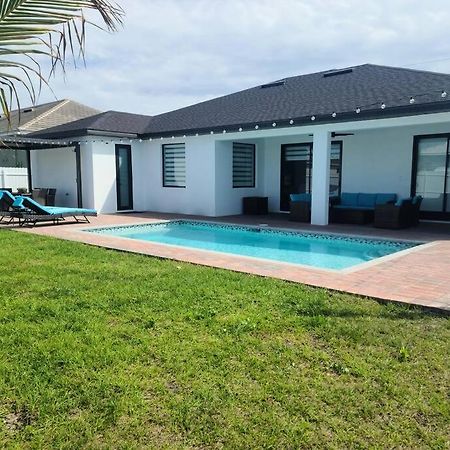 Casa Sevilla, Heated Pool, Sleeps 9, 4B3B Cape Coral Kültér fotó