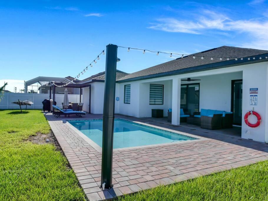 Casa Sevilla, Heated Pool, Sleeps 9, 4B3B Cape Coral Kültér fotó