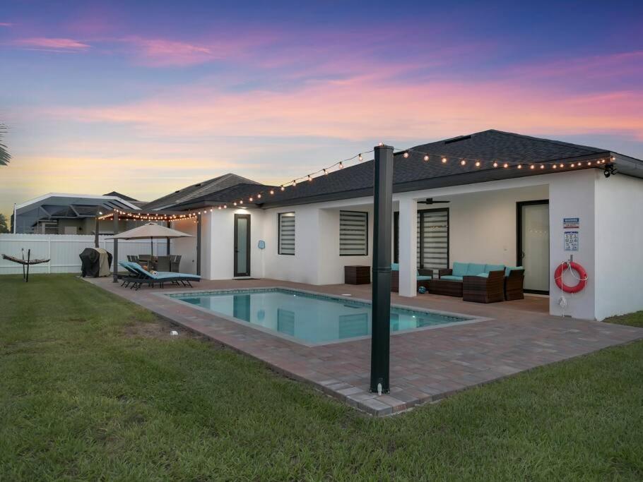 Casa Sevilla, Heated Pool, Sleeps 9, 4B3B Cape Coral Kültér fotó