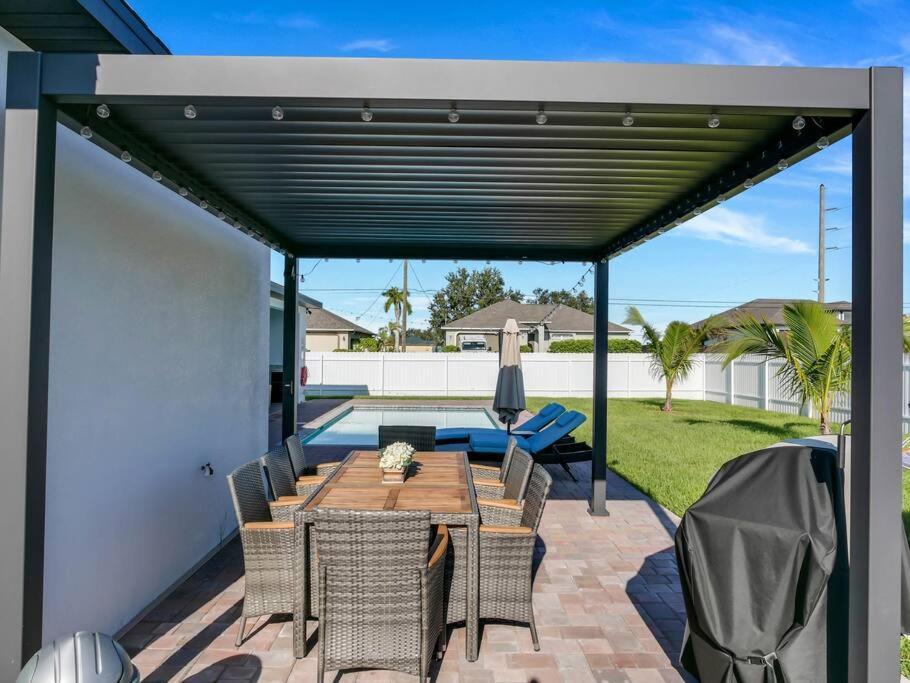 Casa Sevilla, Heated Pool, Sleeps 9, 4B3B Cape Coral Kültér fotó