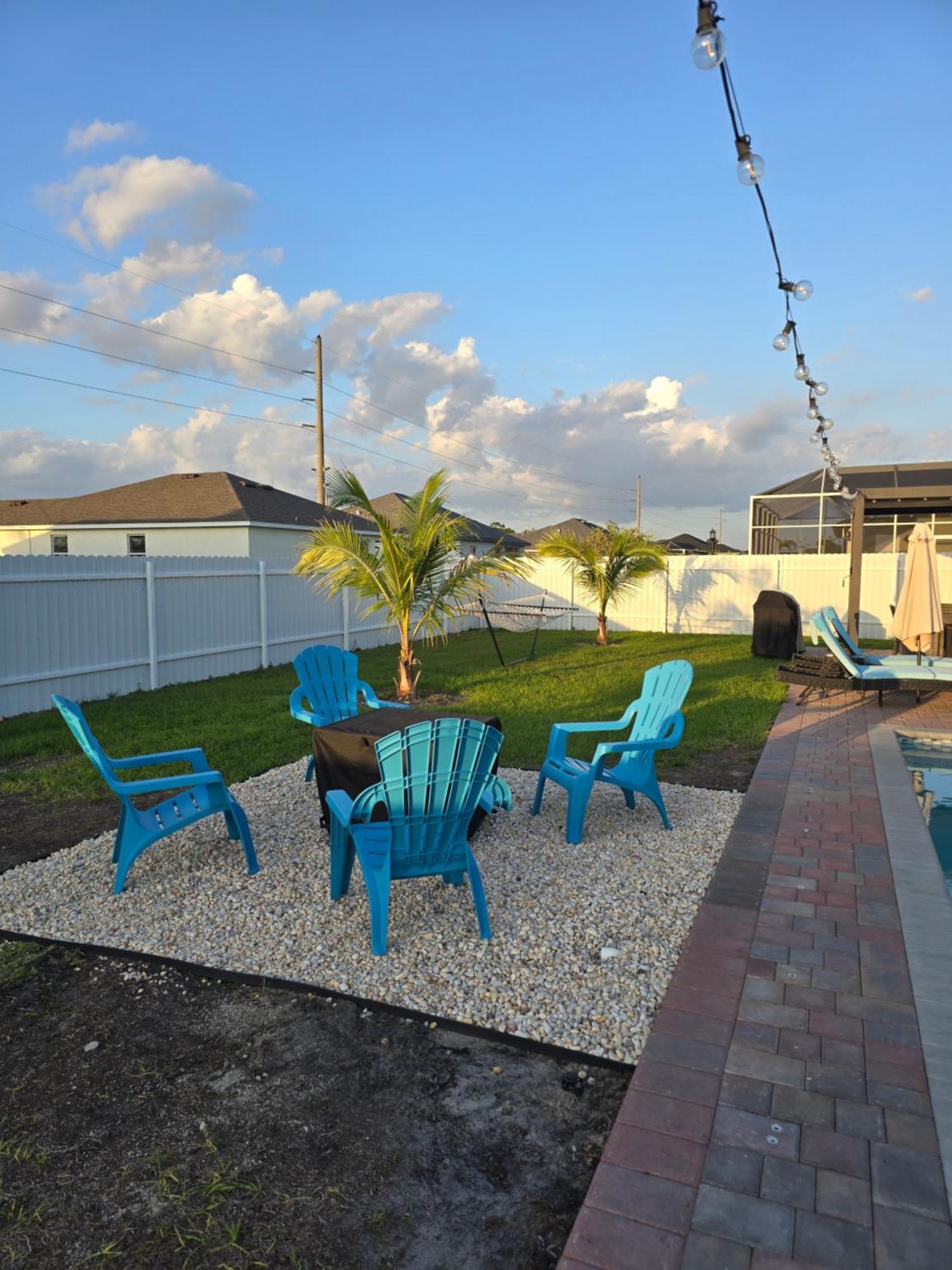 Casa Sevilla, Heated Pool, Sleeps 9, 4B3B Cape Coral Kültér fotó